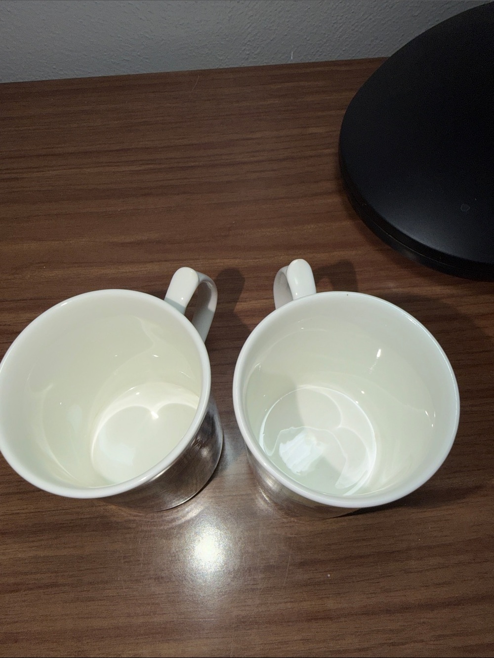 Duchess Cat Design Mug Set of 2 Multicolor Like New - Picture 4 of 5